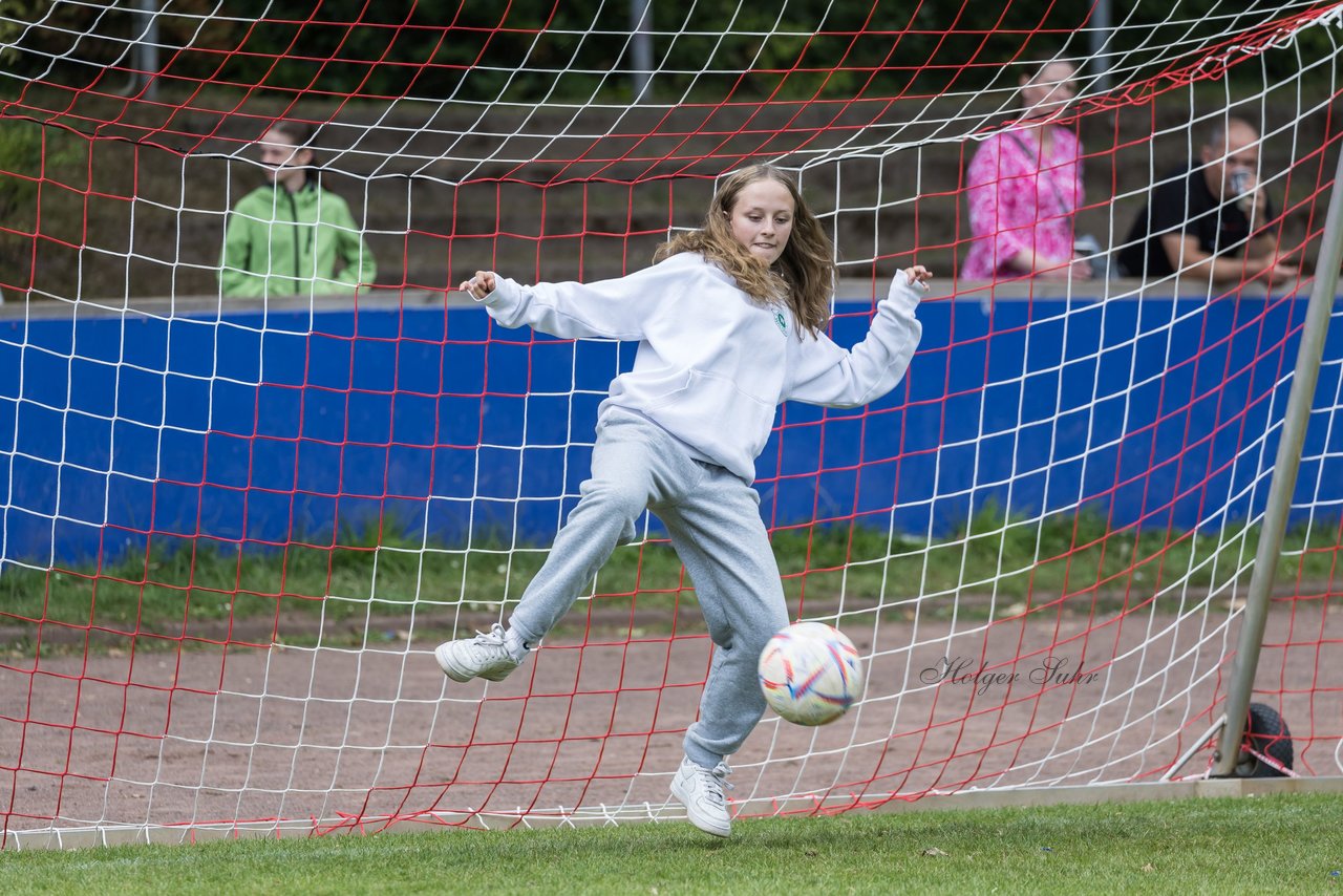 Bild 102 - Loewinnen Cup